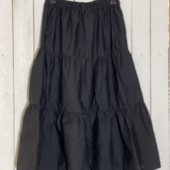 H&M Skirt - Picture 5 of 10